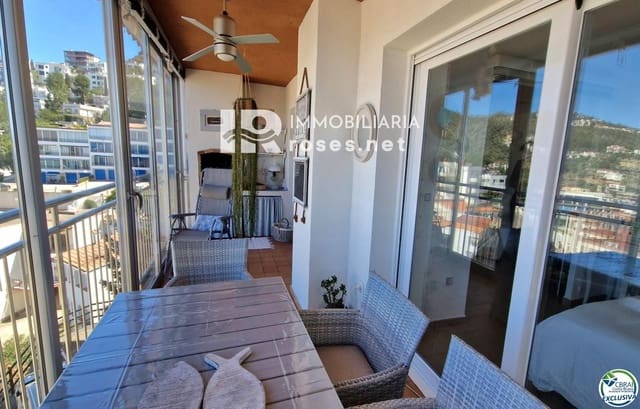 2 slaapkamer Flat te koop in Roses - € 235.000 (Ref: 9779081)