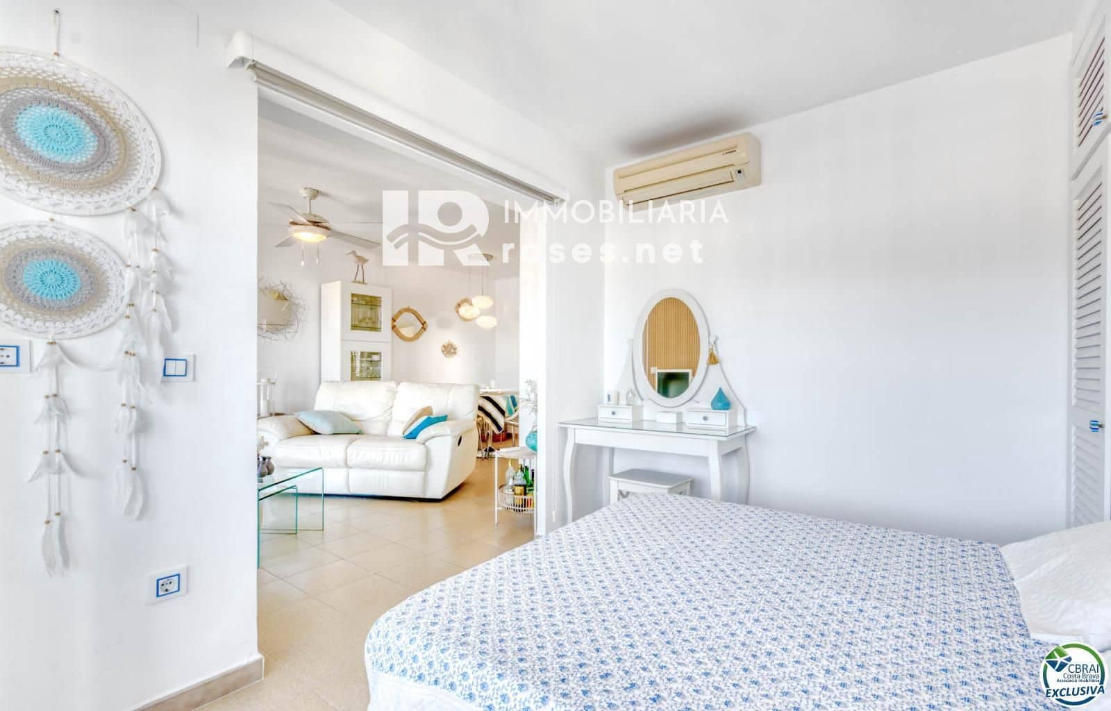 2 bedroom Flat for sale in Roses - € 235,000 (Ref: 9779081)