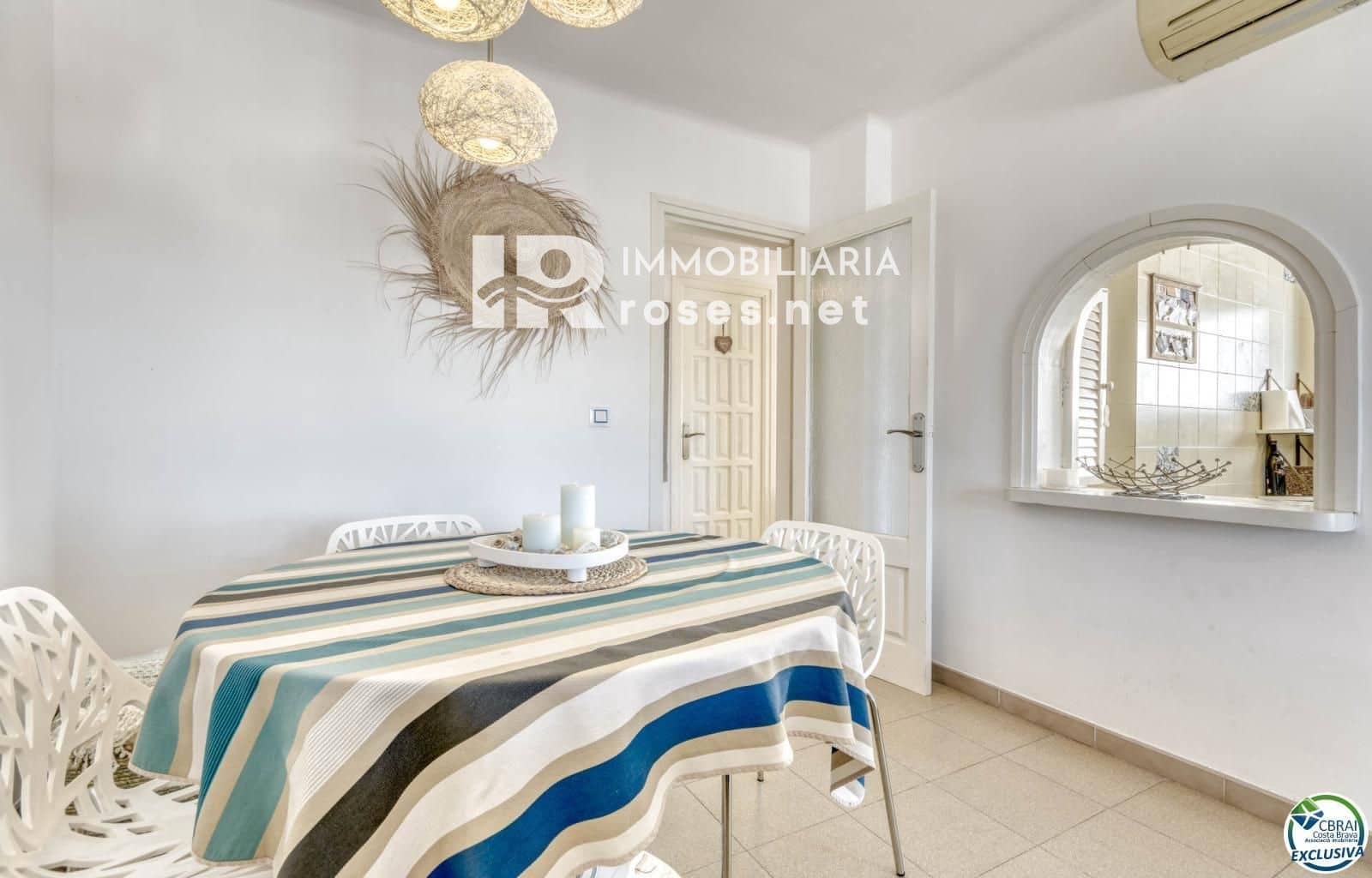 2 bedroom Flat for sale in Roses - € 235,000 (Ref: 9779081)