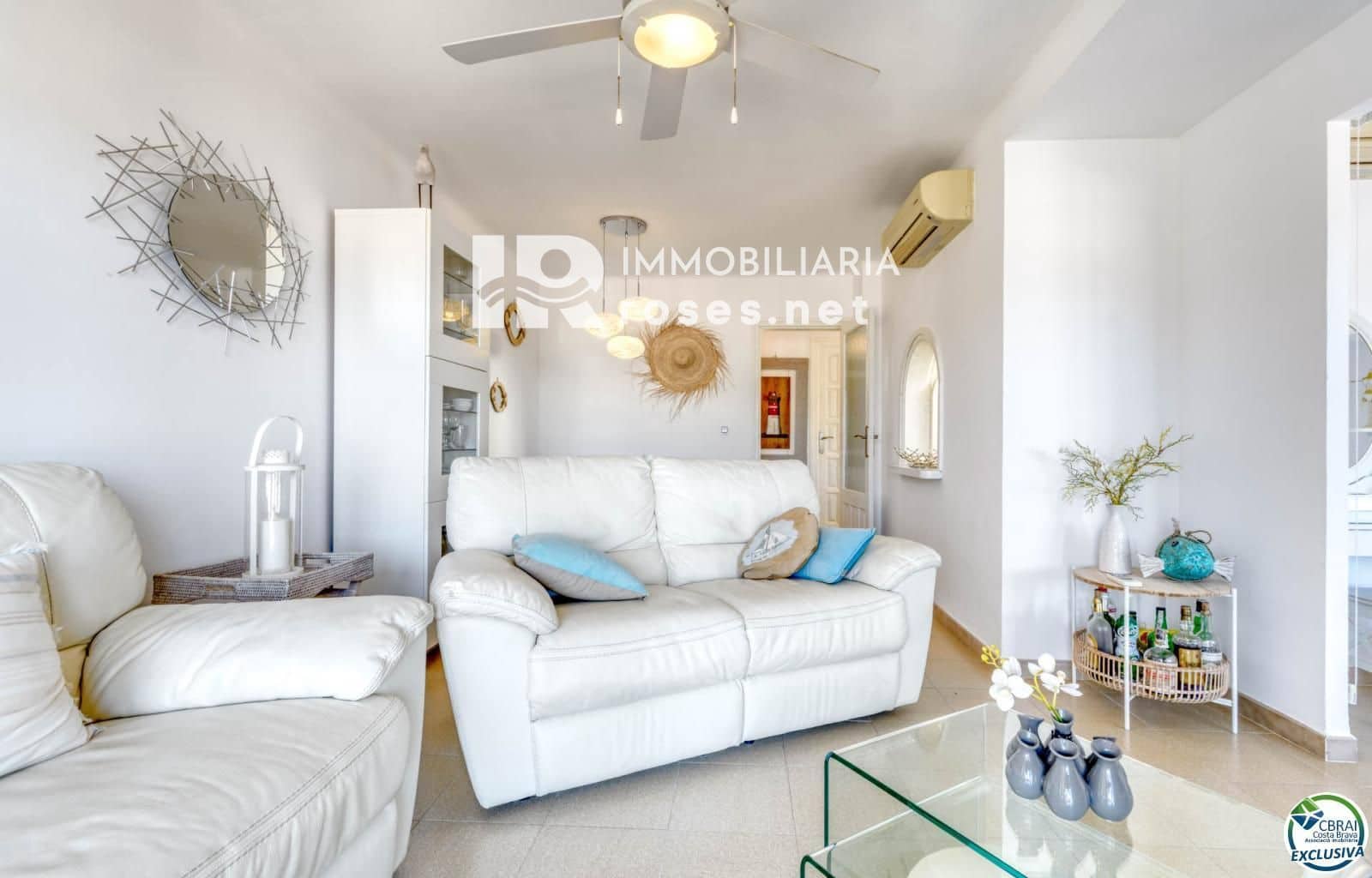 2 bedroom Flat for sale in Roses - € 235,000 (Ref: 9779081)