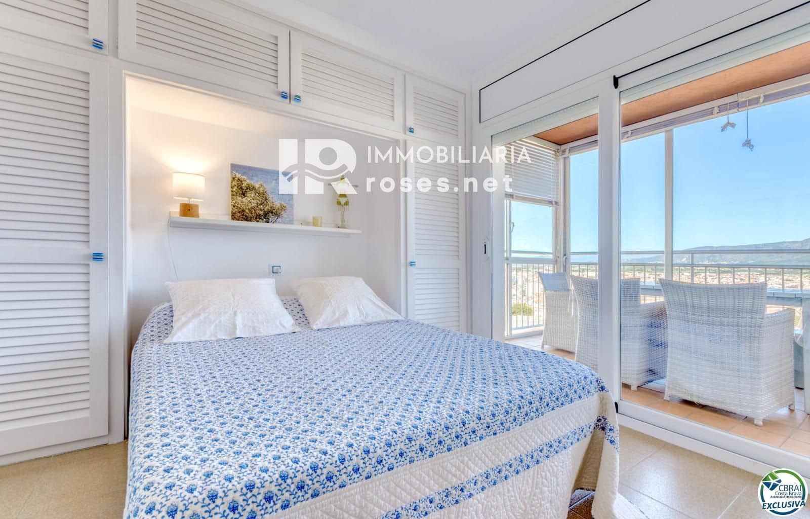 2 bedroom Flat for sale in Roses - € 235,000 (Ref: 9779081)