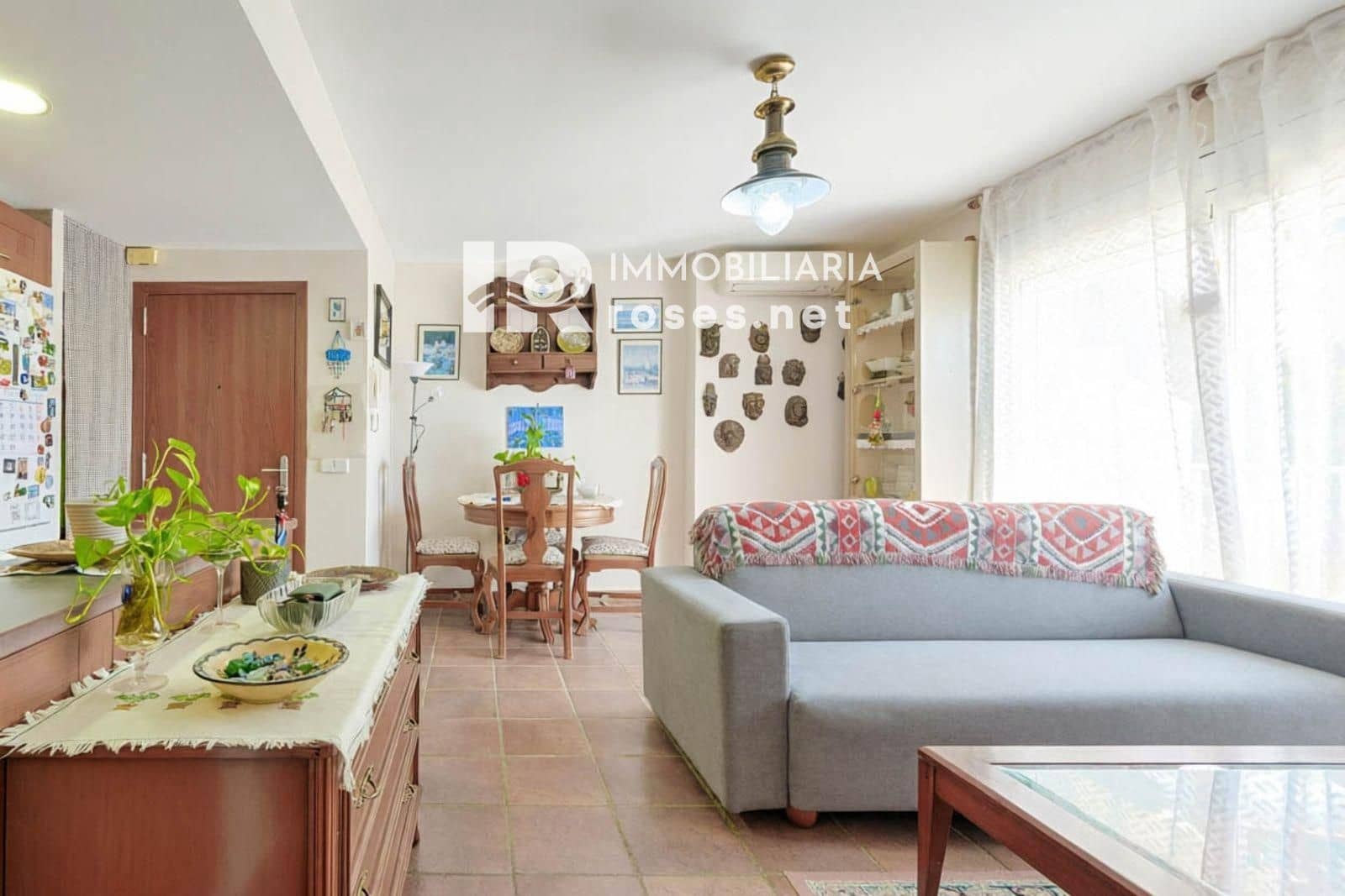 2 slaapkamer Flat te koop in Roses met zwembad - € 266.000 (Ref: 9779082)