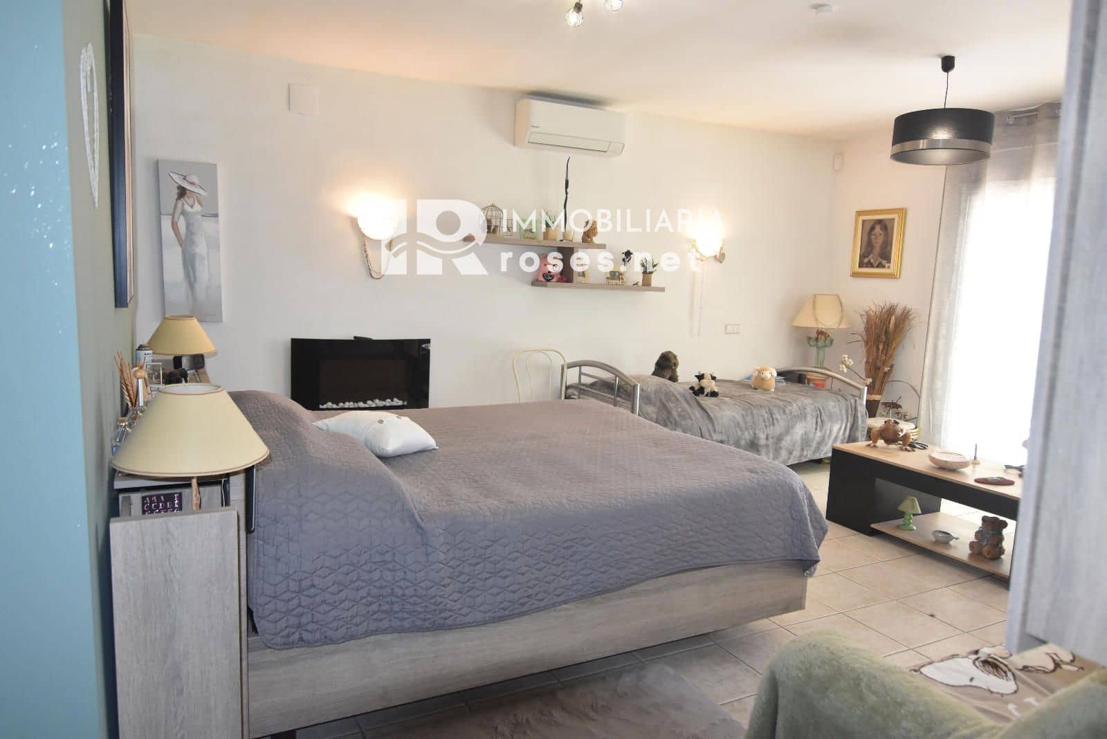 4 makuuhuone Huvila myytävänä paikassa Empuriabrava mukana uima-altaan 
autotalli - 650 000 € (Ref: 9784479)