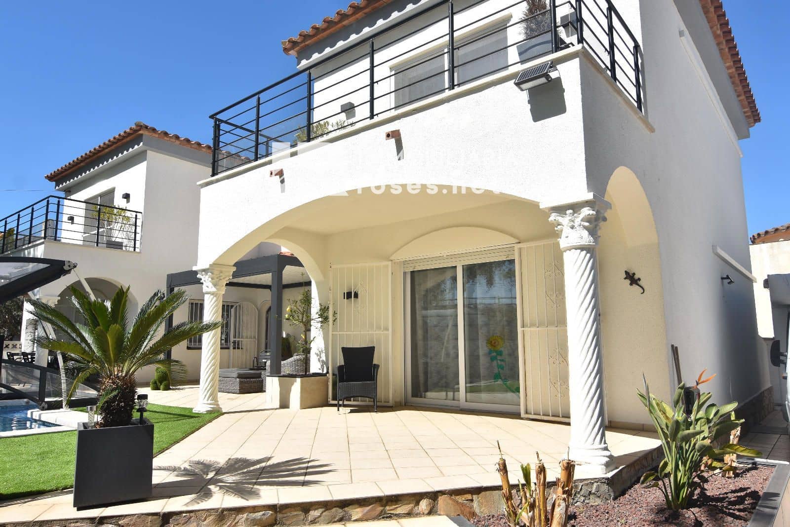 4 makuuhuone Huvila myytävänä paikassa Empuriabrava mukana uima-altaan 
autotalli - 650 000 € (Ref: 9784479)