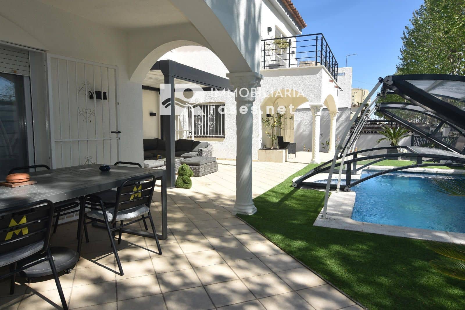 4 makuuhuone Huvila myytävänä paikassa Empuriabrava mukana uima-altaan 
autotalli - 650 000 € (Ref: 9784479)