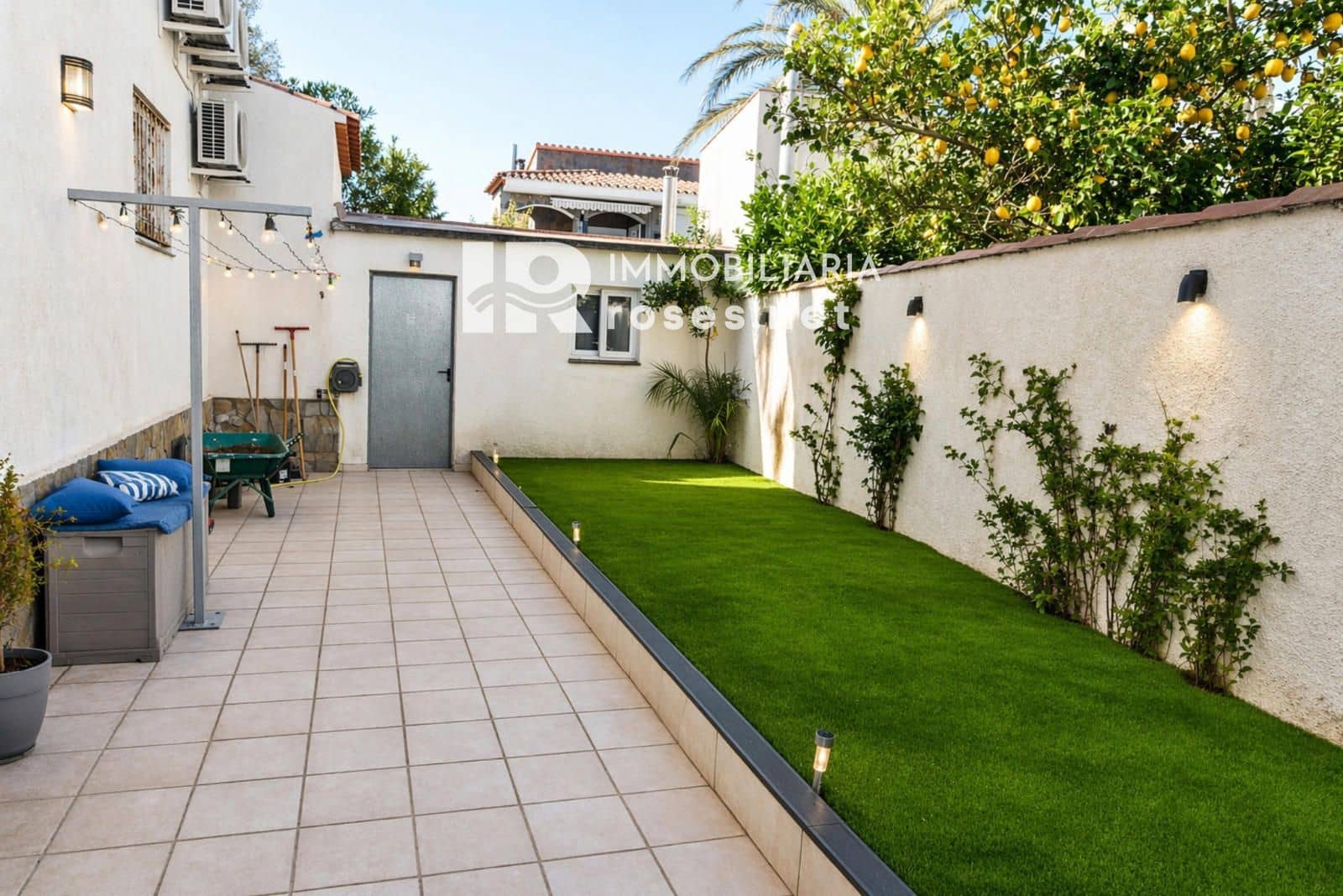 4 makuuhuone Huvila myytävänä paikassa Empuriabrava mukana uima-altaan 
autotalli - 650 000 € (Ref: 9784479)