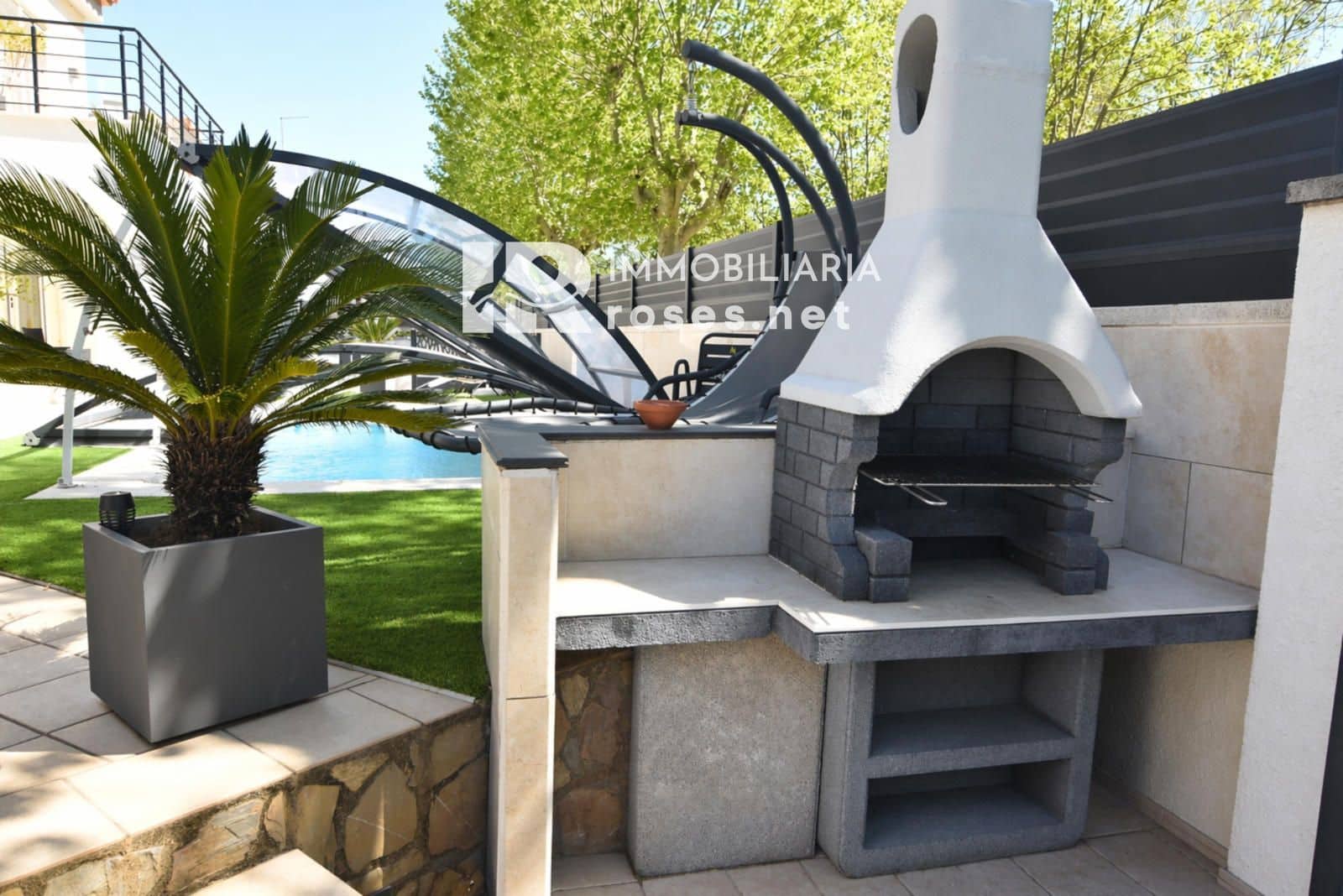 4 makuuhuone Huvila myytävänä paikassa Empuriabrava mukana uima-altaan 
autotalli - 650 000 € (Ref: 9784479)