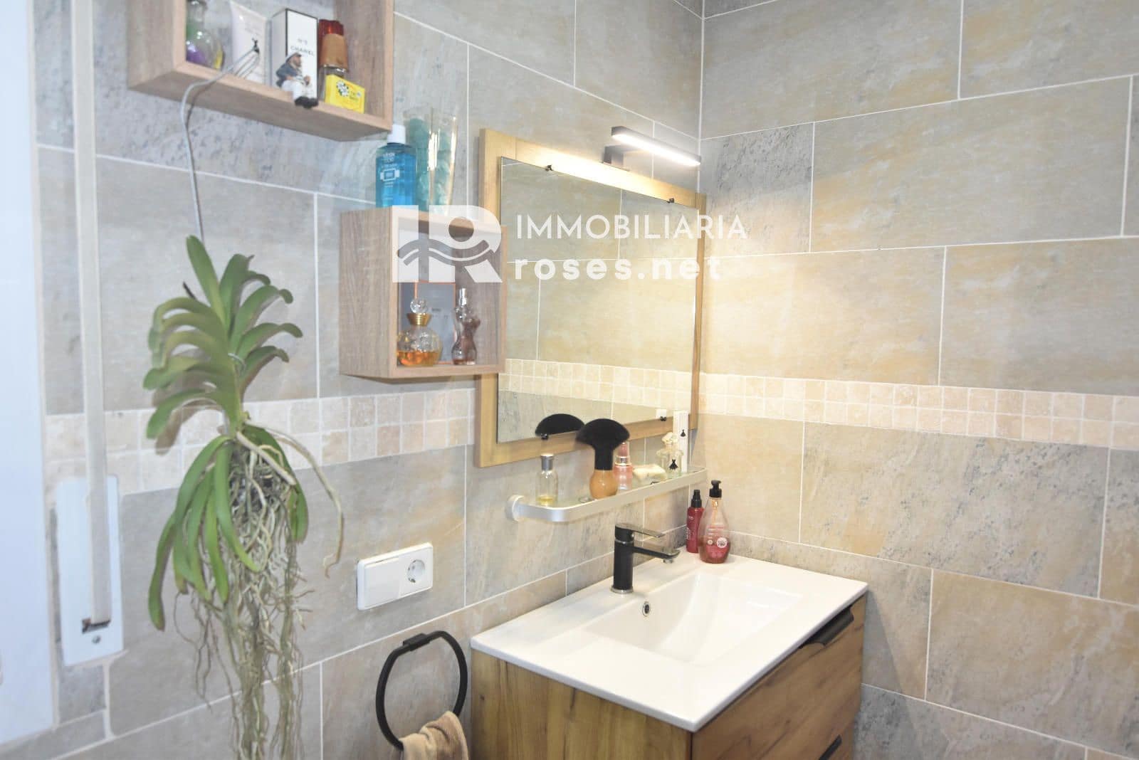 4 makuuhuone Huvila myytävänä paikassa Empuriabrava mukana uima-altaan 
autotalli - 650 000 € (Ref: 9784479)