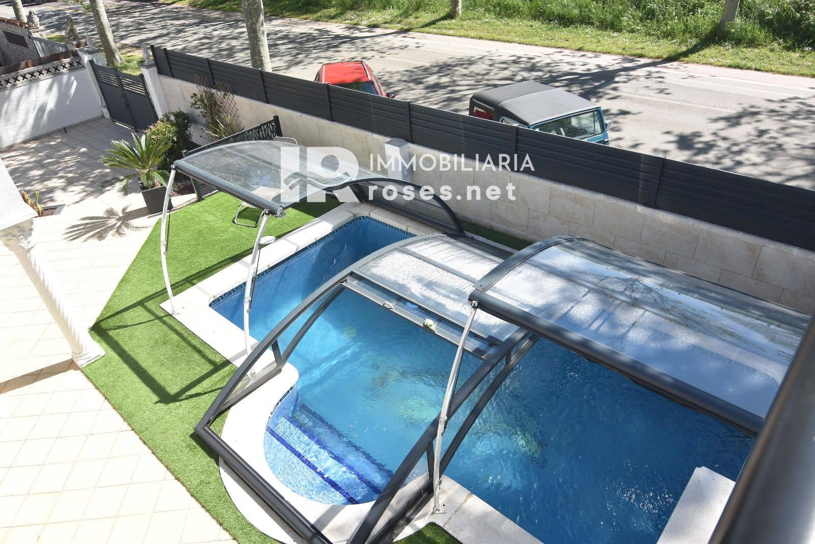 4 makuuhuone Huvila myytävänä paikassa Empuriabrava mukana uima-altaan 
autotalli - 650 000 € (Ref: 9784479)