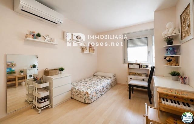 4 quarto Apartamento para venda em Roses - 418 000 € (Ref: 9784480)