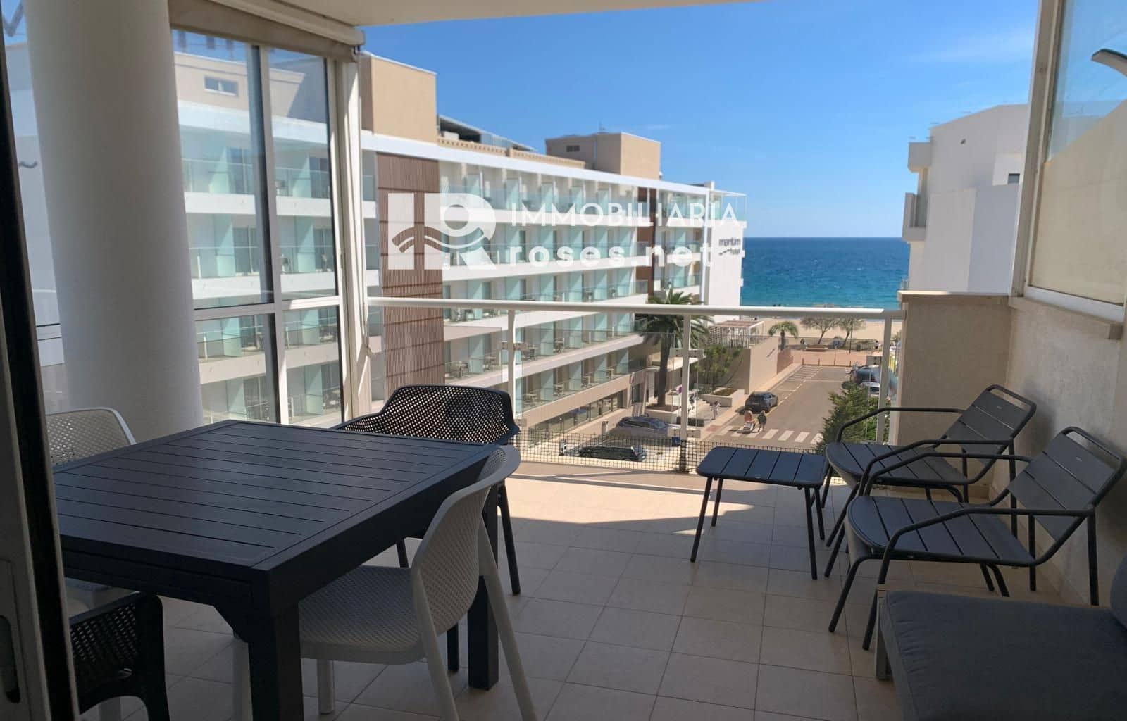 2 bedroom Flat for sale in Santa Margarida - € 399,000 (Ref: 9784481)