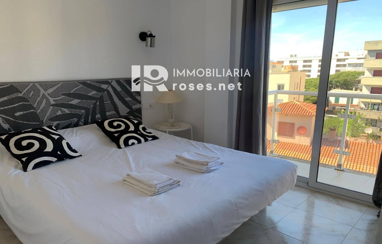 2 bedroom Flat for sale in Santa Margarida - € 399,000 (Ref: 9784481)