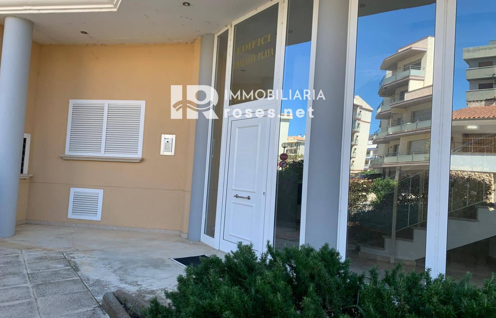 2 bedroom Flat for sale in Santa Margarida - € 399,000 (Ref: 9784481)