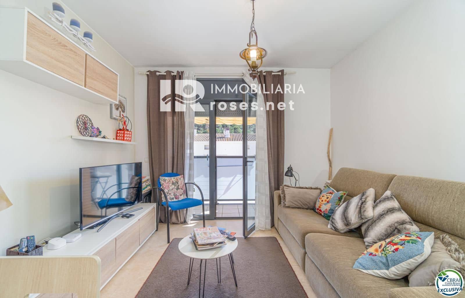 2 makuuhuone Asunto myytävänä paikassa Roses mukana uima-altaan 
autotalli - 215 000 € (Ref: 9793175)