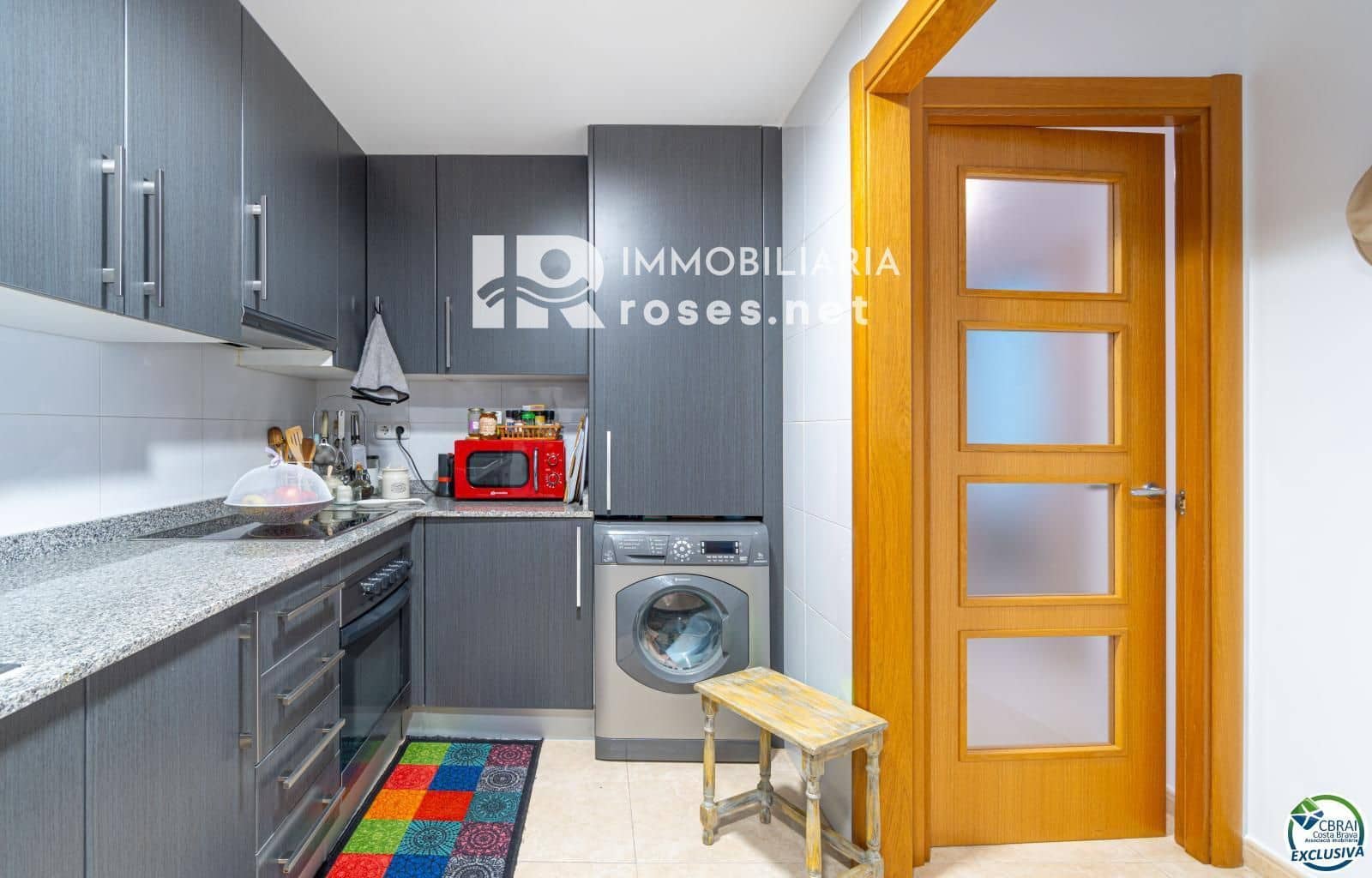 2 makuuhuone Asunto myytävänä paikassa Roses mukana uima-altaan 
autotalli - 215 000 € (Ref: 9793175)