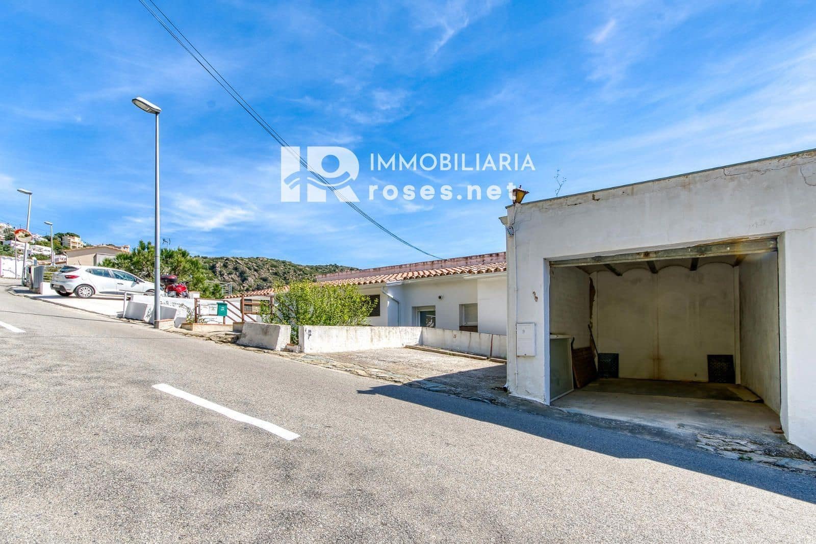 2 makuuhuone Asunto myytävänä paikassa Roses mukana 
autotalli - 355 000 € (Ref: 9804856)