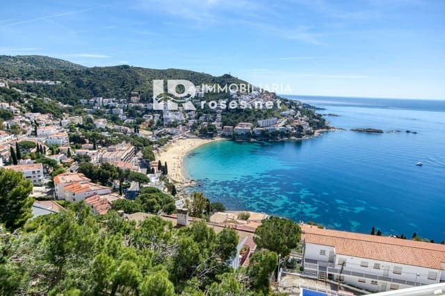 2 makuuhuone Asunto myytävänä paikassa Roses - 355 000 € (Ref: 9804856)