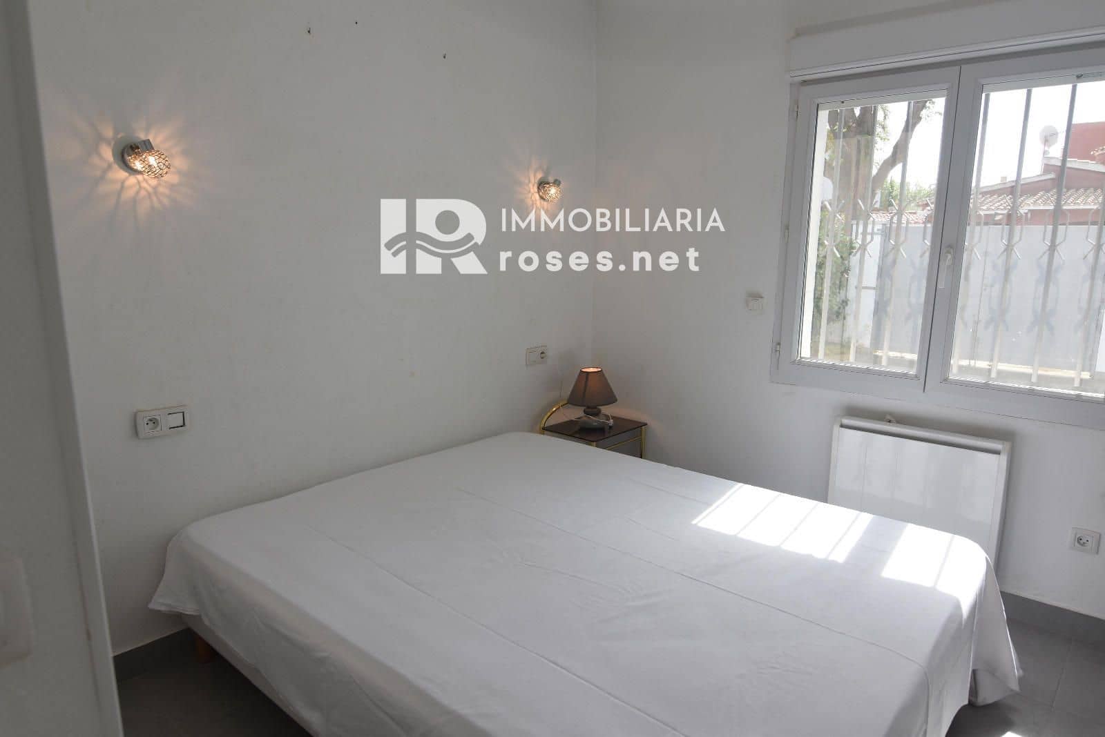 3 chambre Villa/Maison à vendre à Empuriabrava avec garage - 480 000 € (Ref: 9808580)