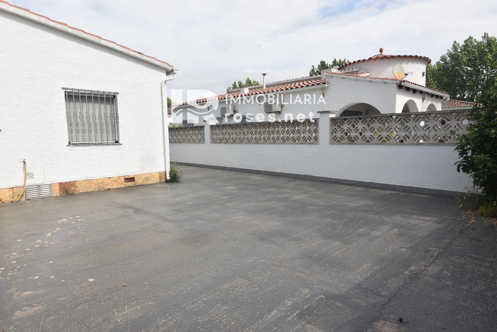 3 chambre Villa/Maison à vendre à Empuriabrava avec garage - 480 000 € (Ref: 9808580)