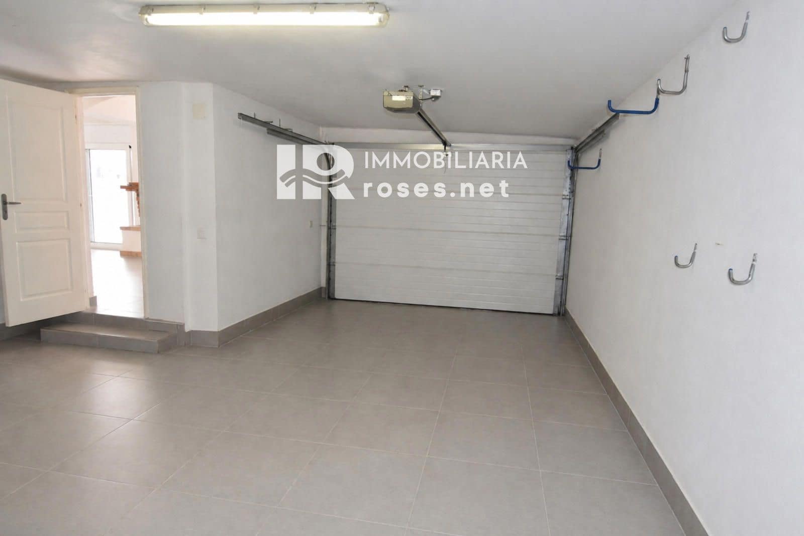 3 chambre Villa/Maison à vendre à Empuriabrava avec garage - 480 000 € (Ref: 9808580)