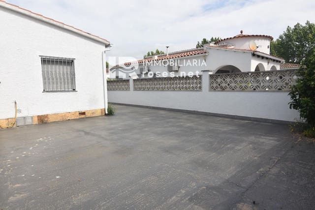 3 chambre Villa/Maison à vendre à Empuriabrava, Castelló d'Empúries avec garage - 480 000 € (Ref: 9808580)