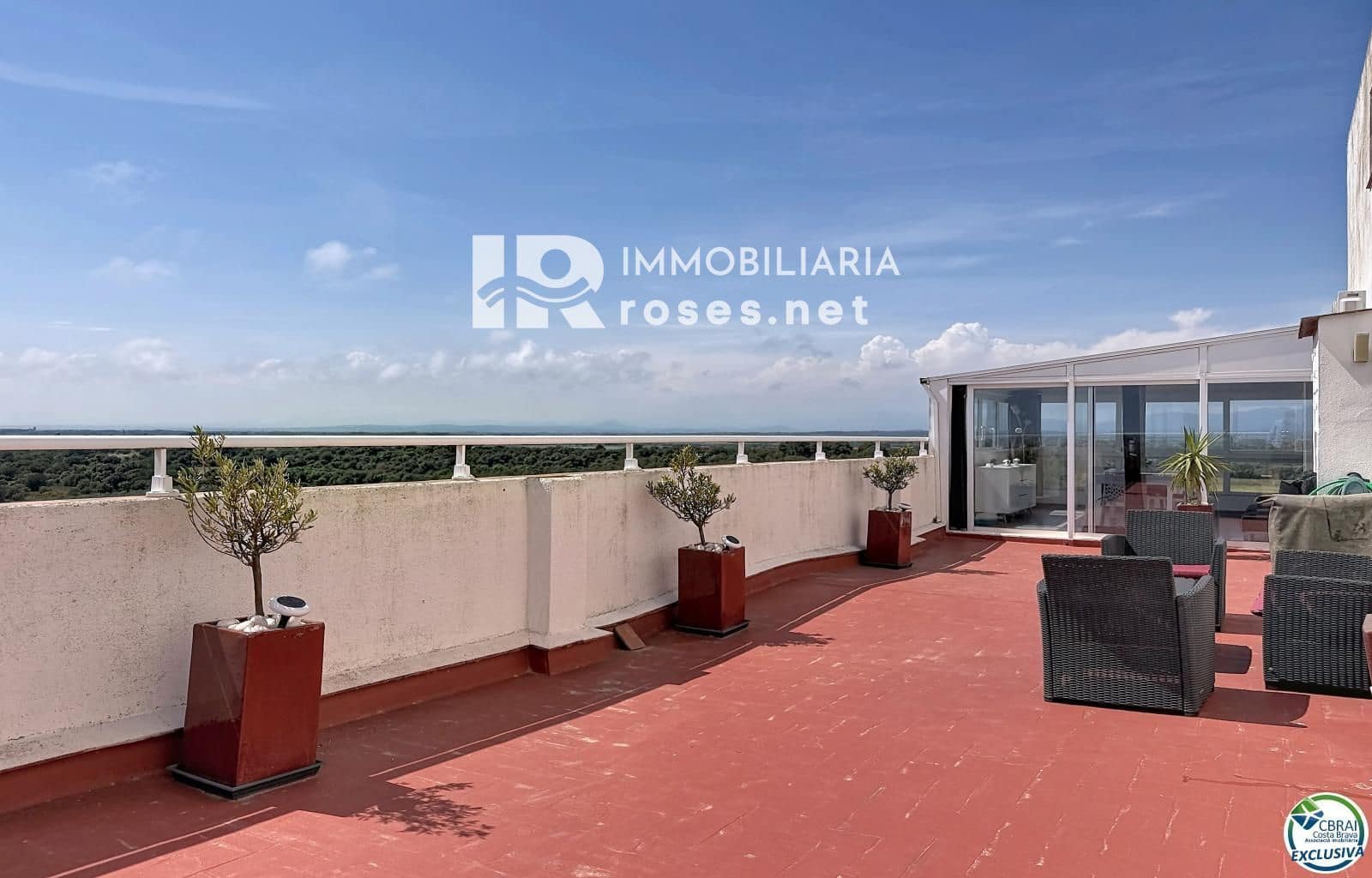 Leilighet til salgs i Roses med svømmebasseng - € 160 000 (Ref: 9813453)