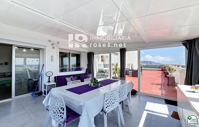 Leilighet til salgs i Roses med svømmebasseng - € 160 000 (Ref: 9813453)