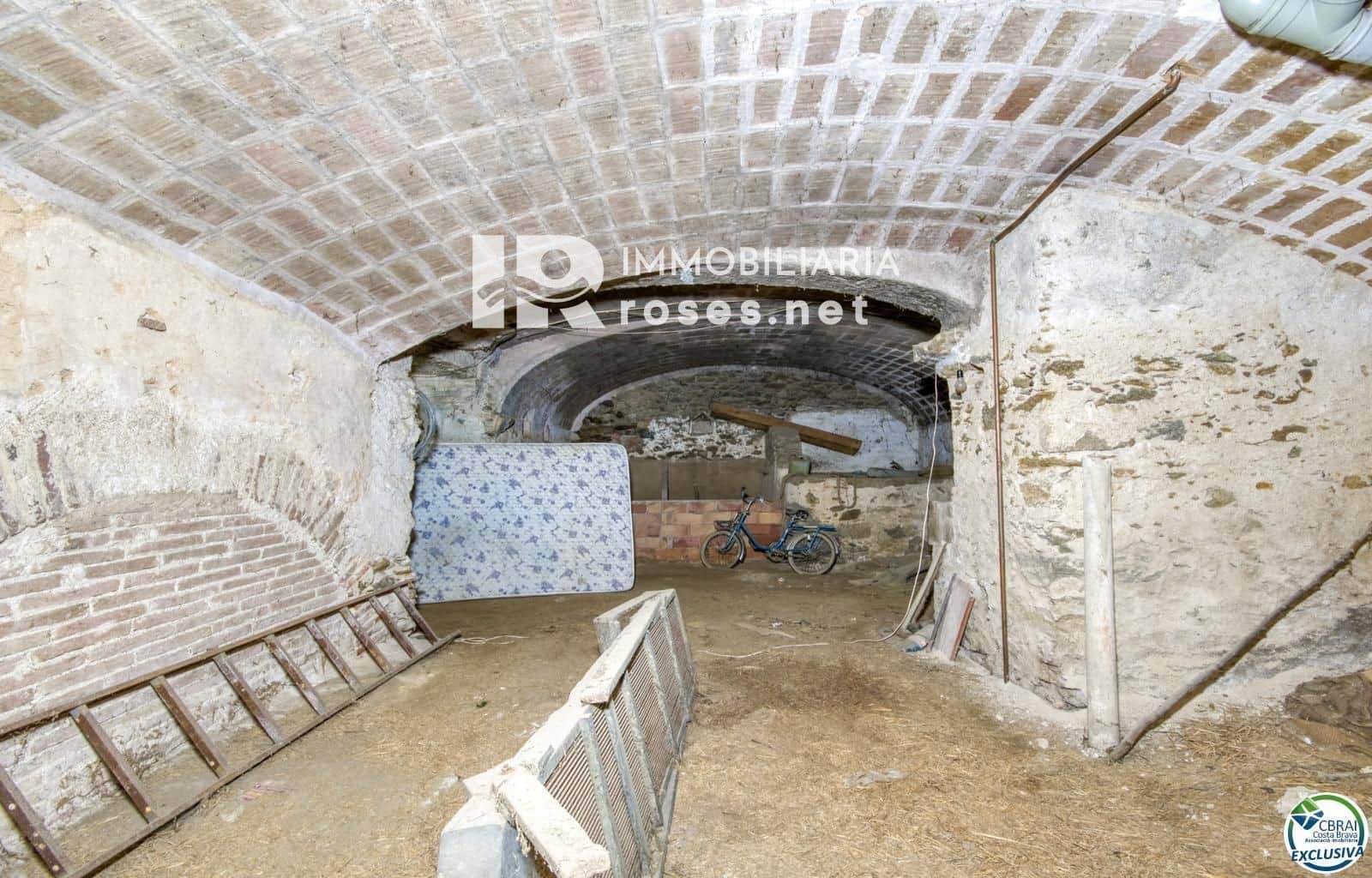 4 soveværelse Villa til salg i Palau-saverdera med garage - € 349.000 (Ref: 9814625)