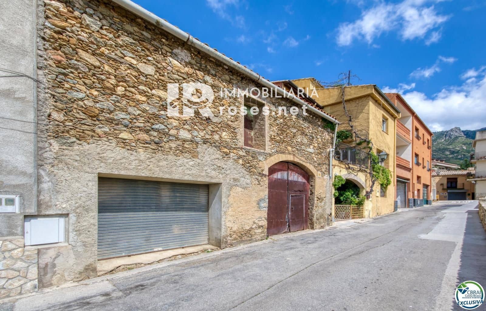 4 soveværelse Villa til salg i Palau-saverdera med garage - € 349.000 (Ref: 9814625)
