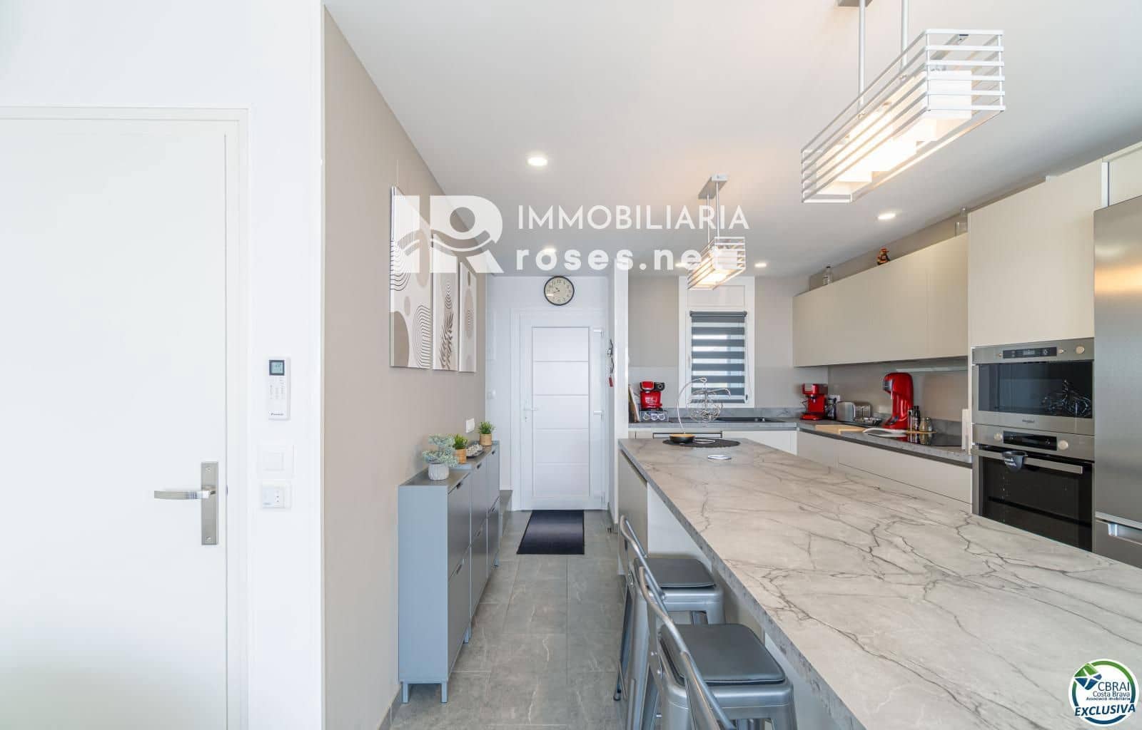 2 sovrum Villa till salu i Roses med garage - 299 000 € (Ref: 9814626)