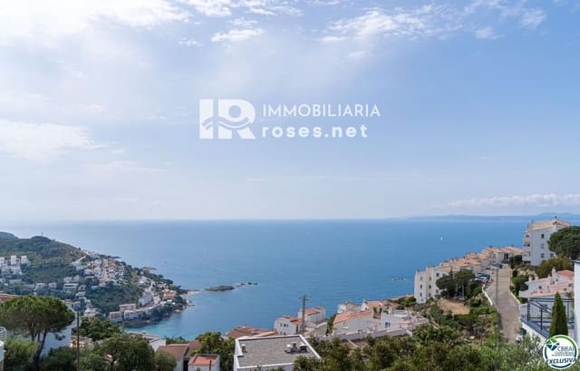 2 sovrum Villa till salu i Roses med garage - 299 000 € (Ref: 9814626)