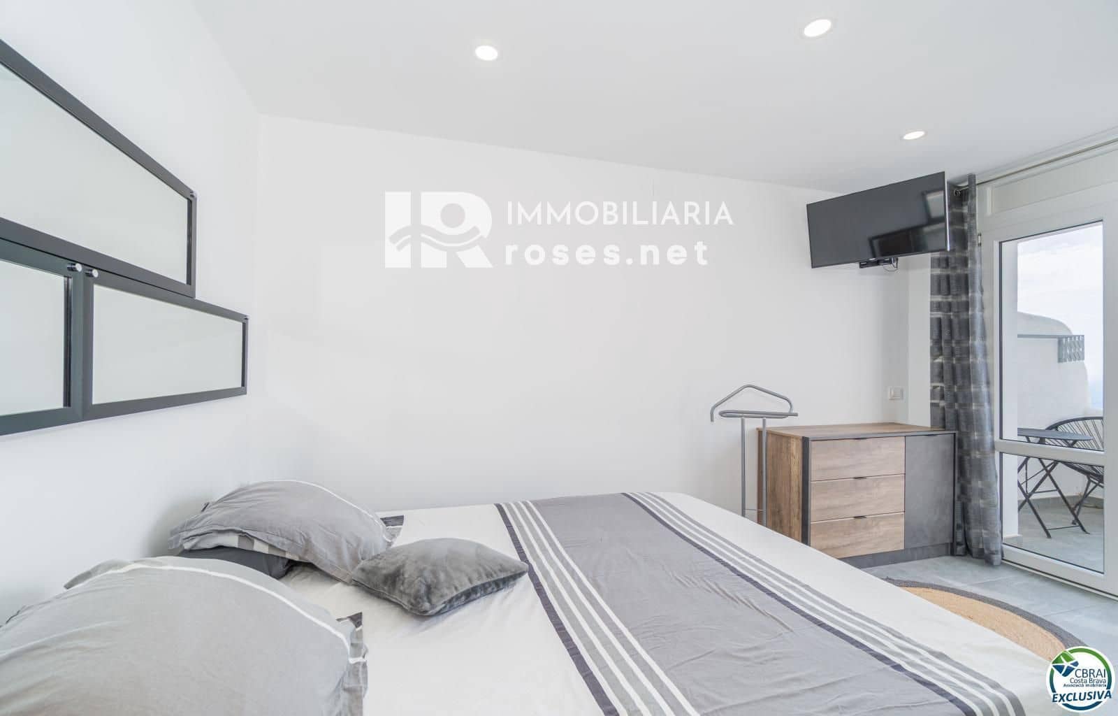 2 sovrum Villa till salu i Roses med garage - 299 000 € (Ref: 9814626)