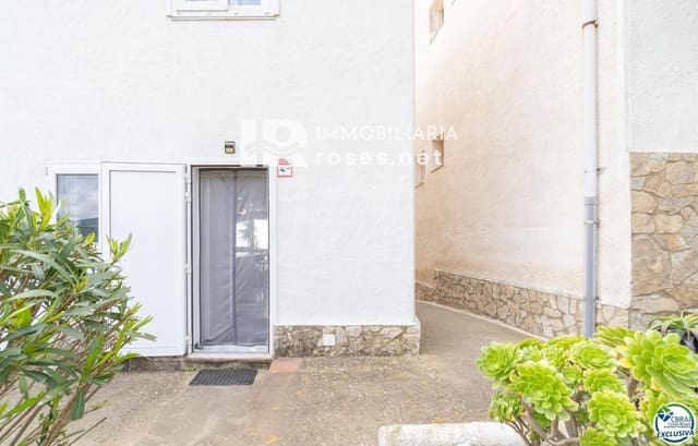 2 sovrum Villa till salu i Roses med garage - 299 000 € (Ref: 9814626)