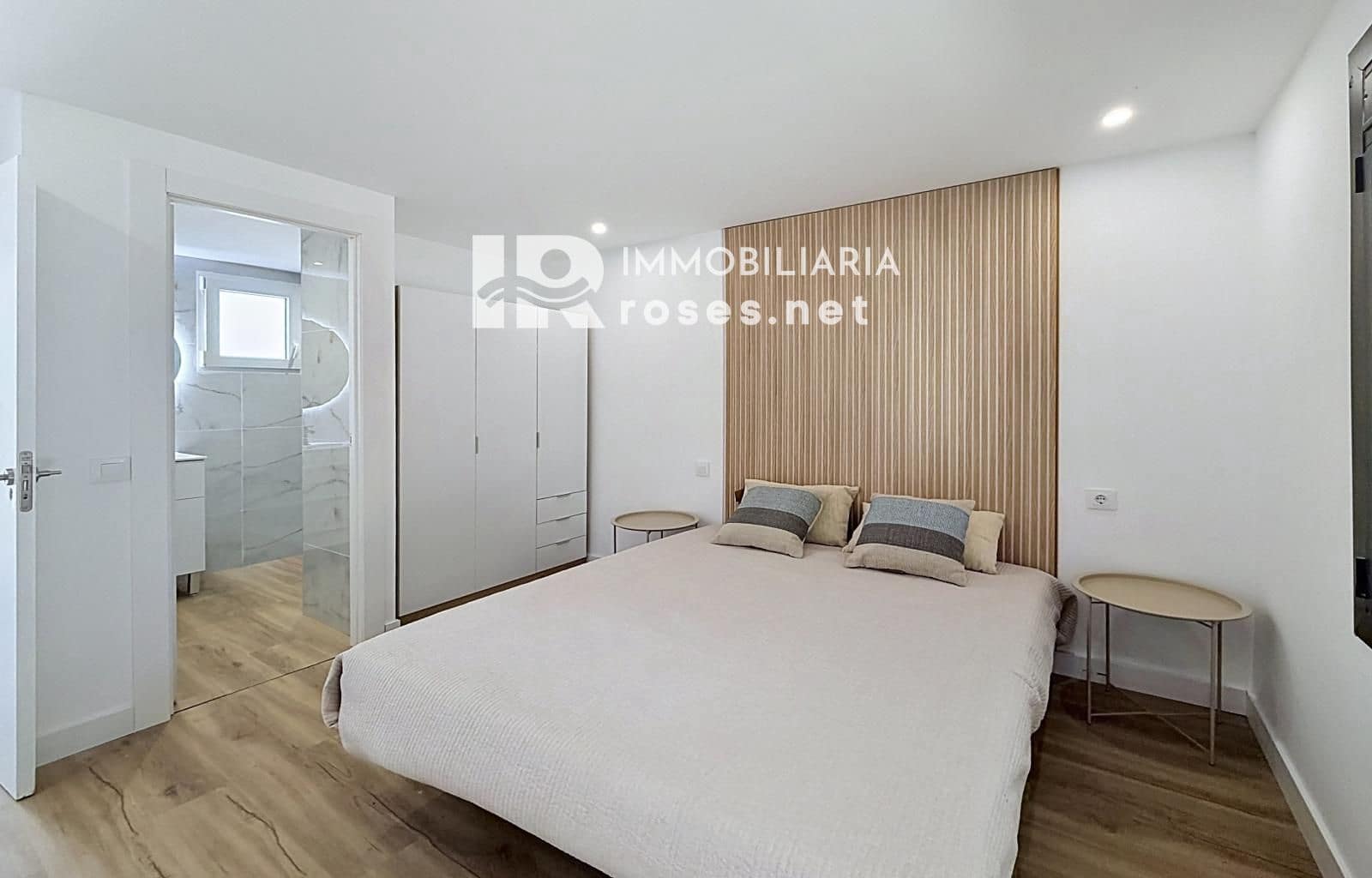 3 makuuhuone Huvila myytävänä paikassa Empuriabrava - 299 000 € (Ref: 9820870)