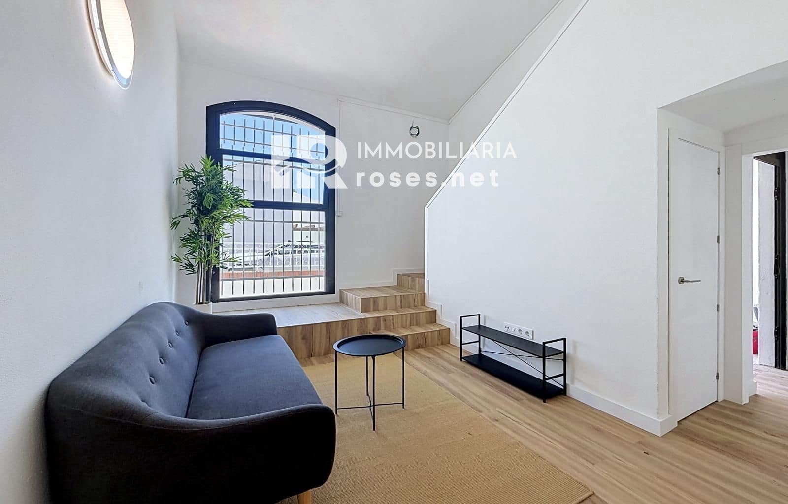 3 makuuhuone Huvila myytävänä paikassa Empuriabrava - 299 000 € (Ref: 9820870)