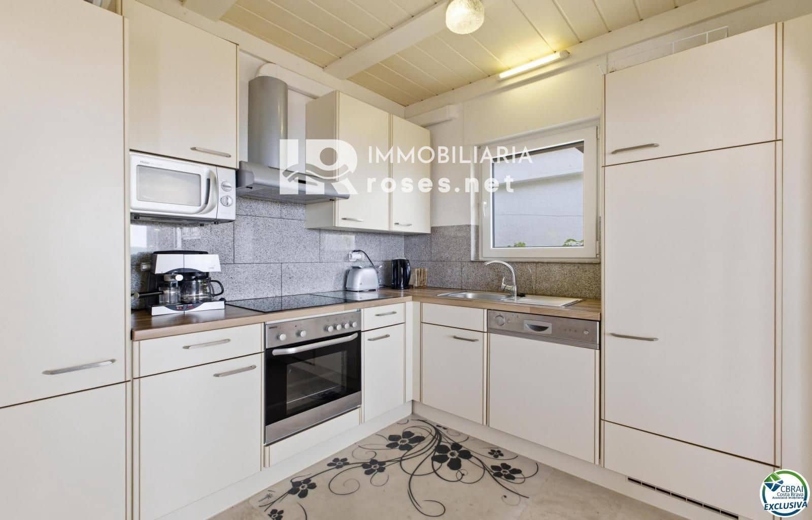 2 soveværelse Villa til salg i El Mas Fumats med garage - € 359.000 (Ref: 9829587)