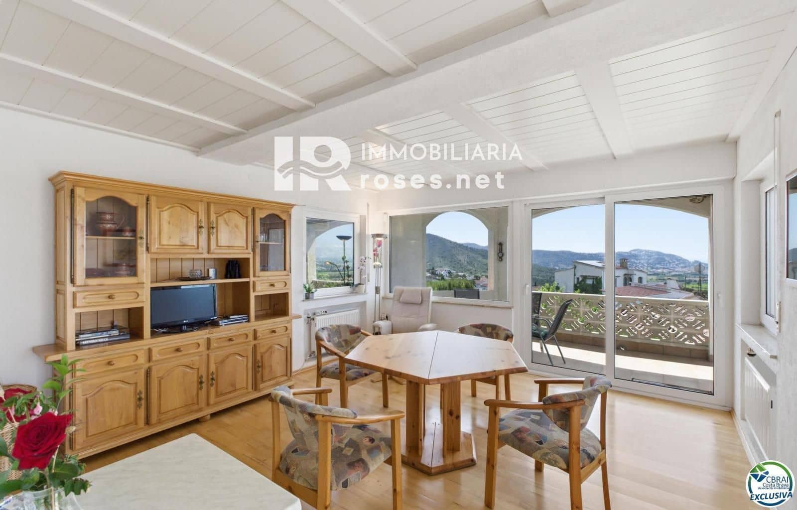 2 soveværelse Villa til salg i El Mas Fumats med garage - € 359.000 (Ref: 9829587)
