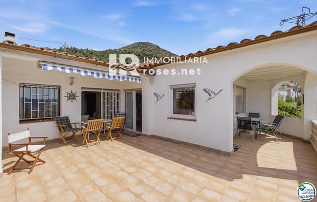 2 soveværelse Villa til salg i El Mas Fumats, Roses med garage - € 359.000 (Ref: 9829587)