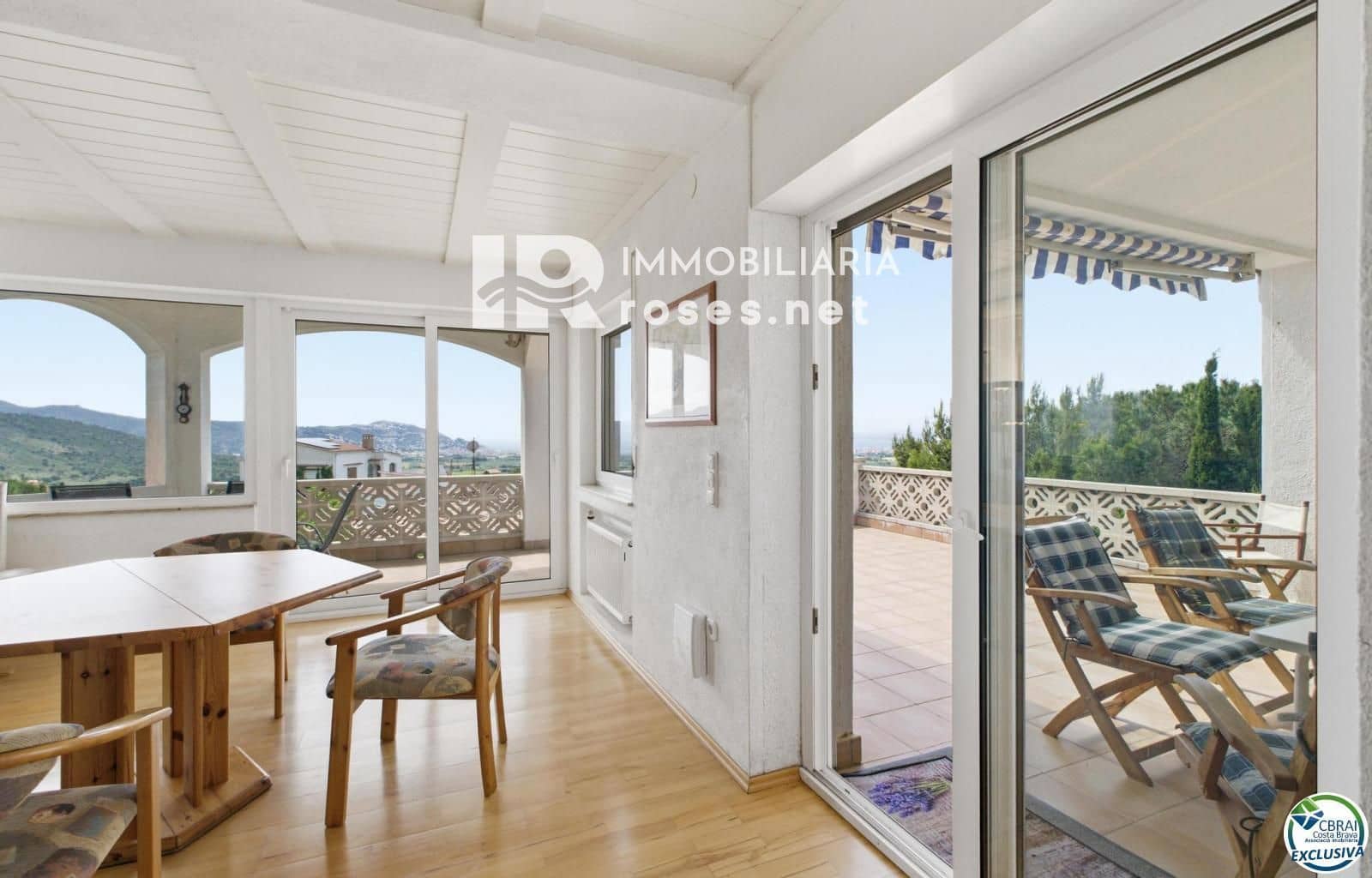 2 soveværelse Villa til salg i El Mas Fumats med garage - € 359.000 (Ref: 9829587)