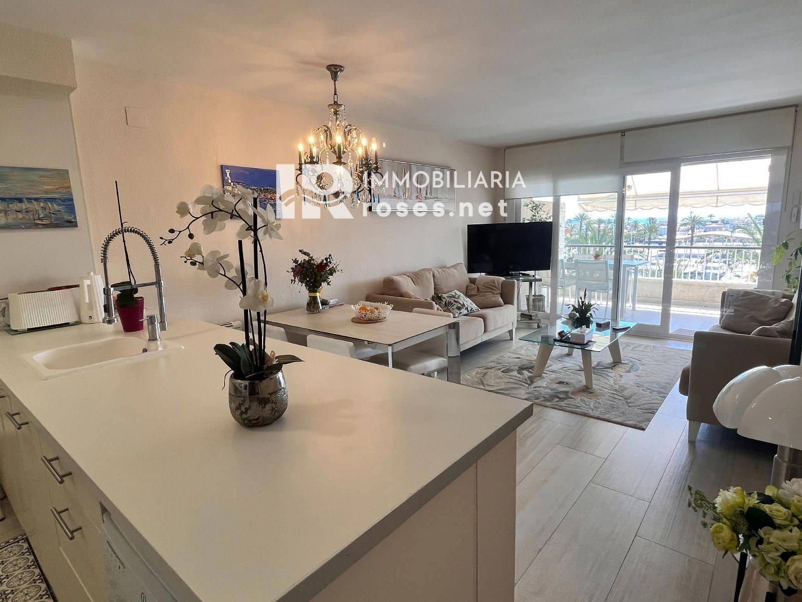 2 slaapkamer Flat te koop in Empuriabrava met garage - € 325.000 (Ref: 9836768)