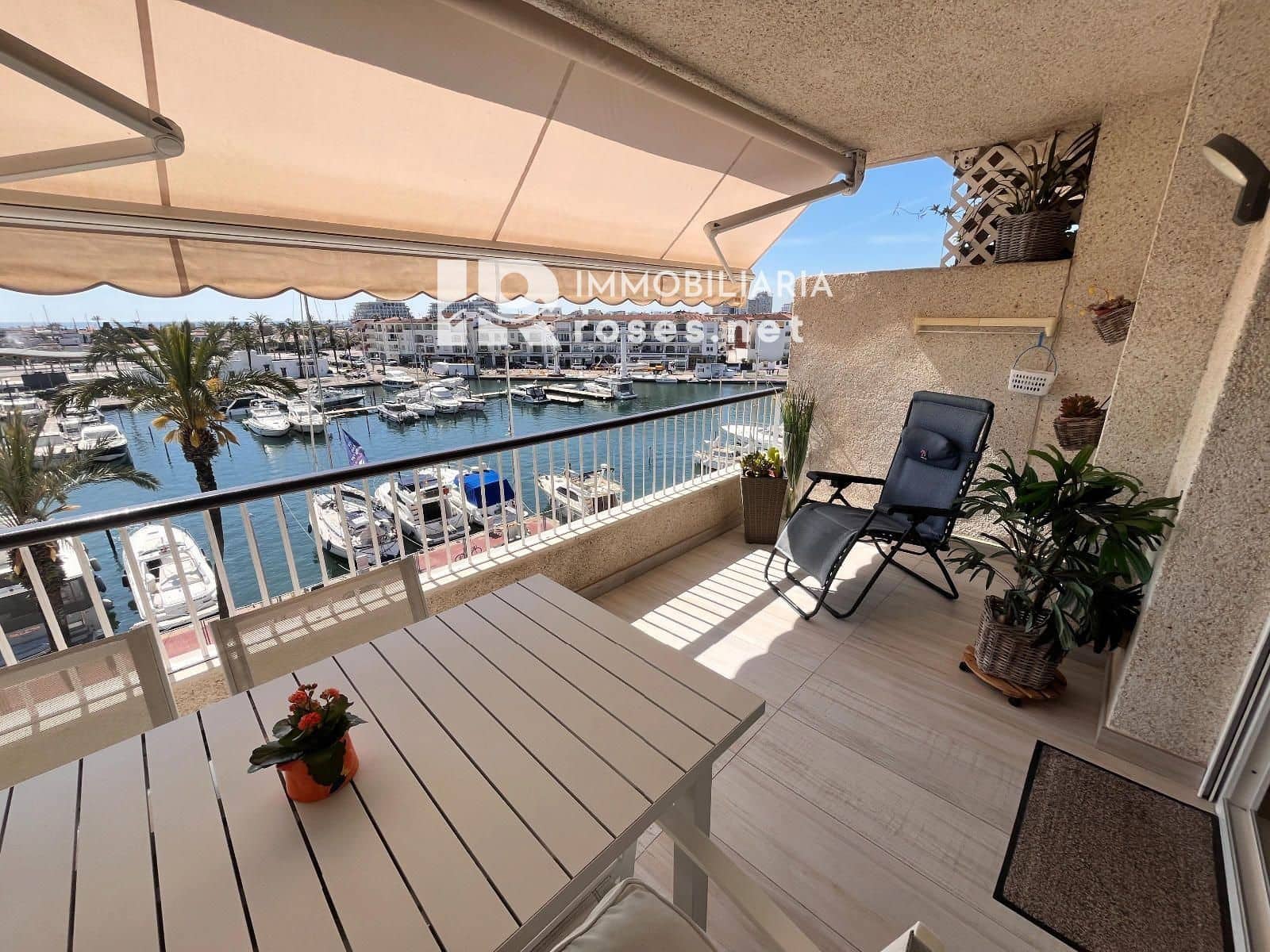 2 slaapkamer Flat te koop in Empuriabrava met garage - € 325.000 (Ref: 9836768)