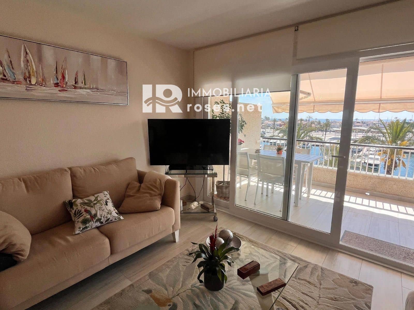 2 slaapkamer Flat te koop in Empuriabrava met garage - € 325.000 (Ref: 9836768)