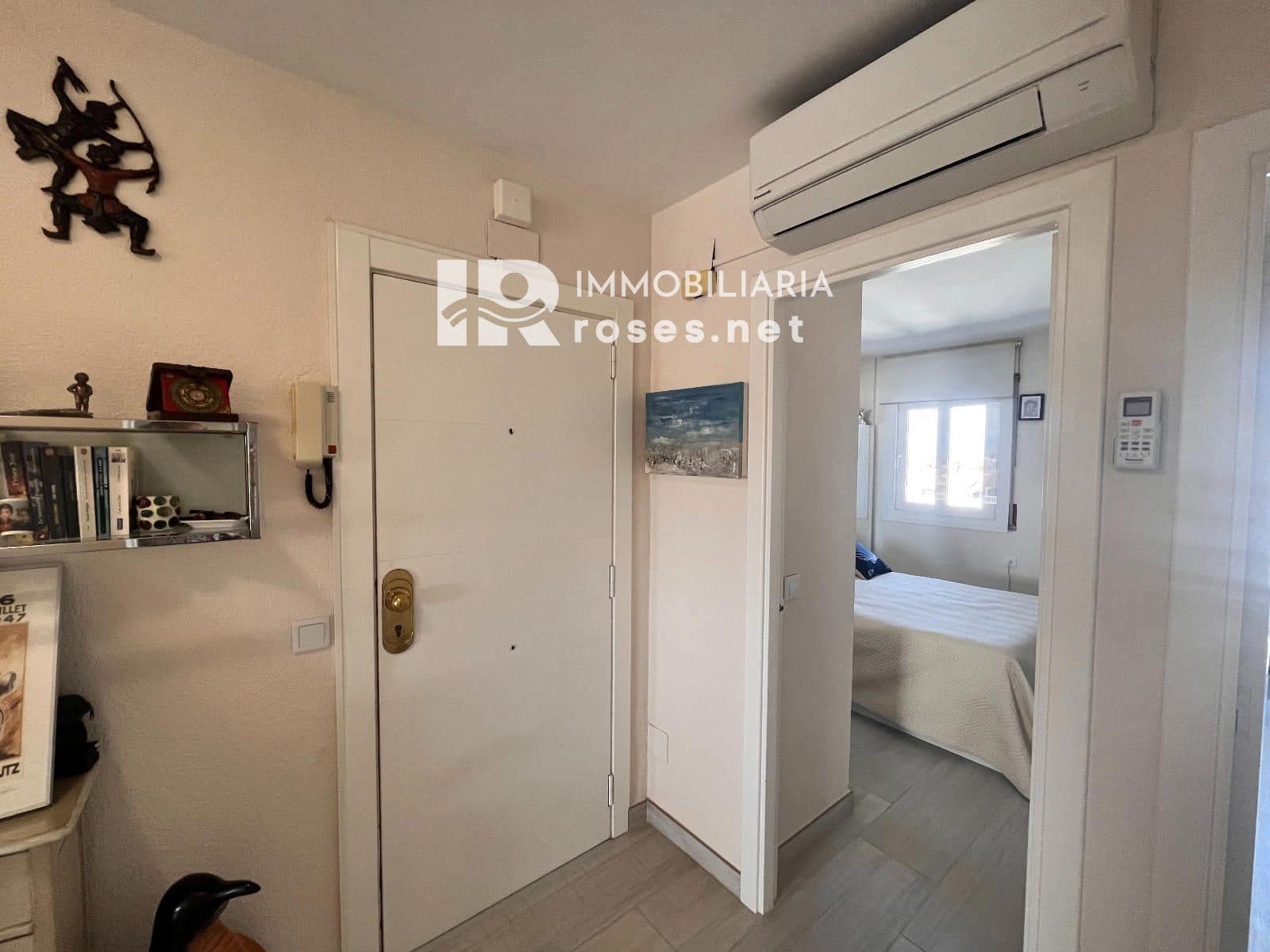2 slaapkamer Flat te koop in Empuriabrava met garage - € 325.000 (Ref: 9836768)
