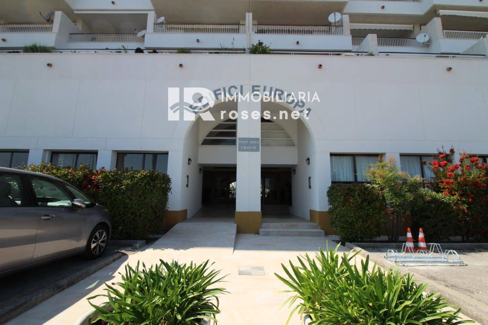 2 slaapkamer Flat te koop in Empuriabrava met garage - € 325.000 (Ref: 9836768)