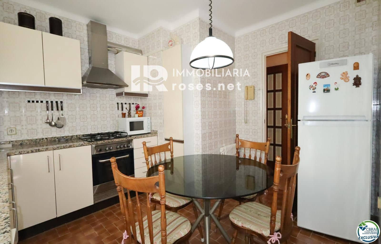 4 bedroom Flat for sale in Figueres - € 174,000 (Ref: 9836772)