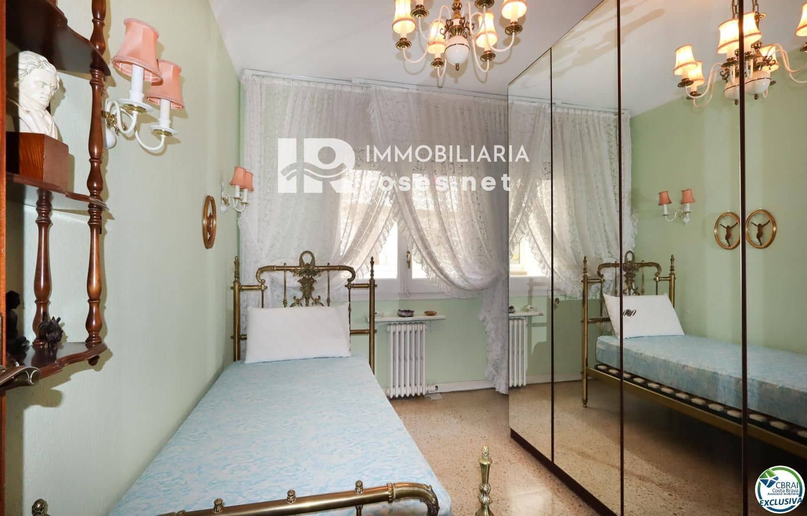 4 bedroom Flat for sale in Figueres - € 174,000 (Ref: 9836772)