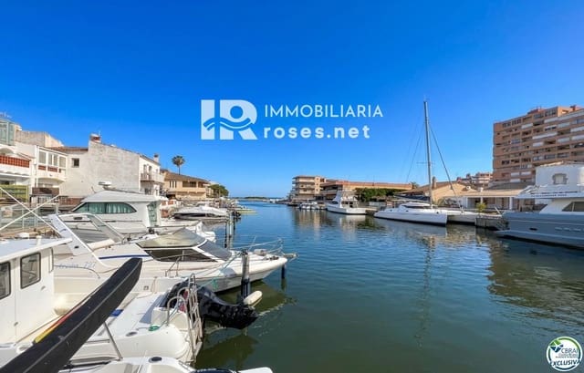 2 makuuhuone Huvila myytävänä paikassa Santa Margarida, Roses mukana 
autotalli - 299 000 € (Ref: 9839715)