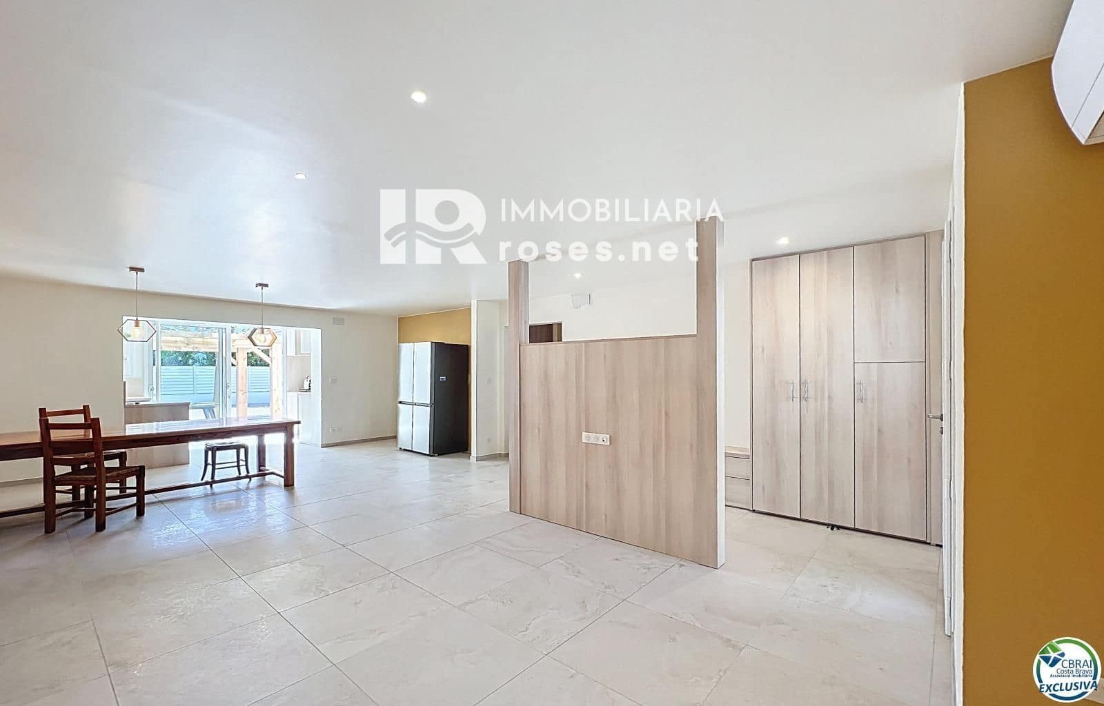 5 makuuhuone Huvila myytävänä paikassa Empuriabrava - 595 000 € (Ref: 9839716)
