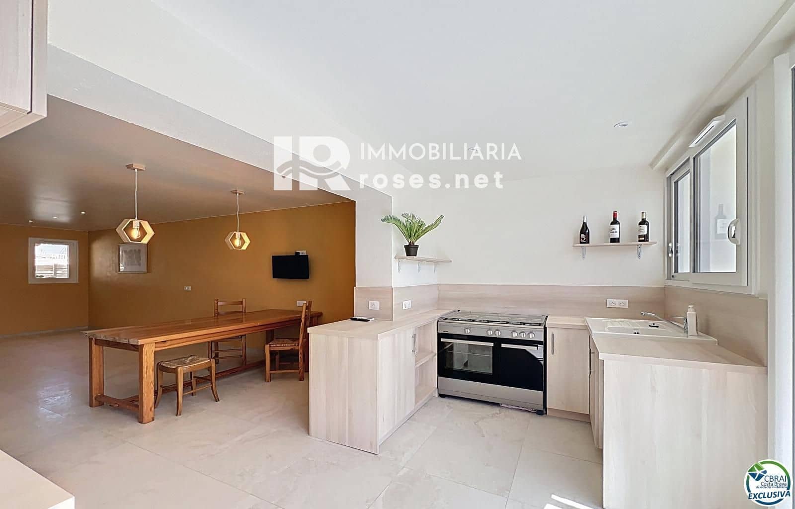 5 makuuhuone Huvila myytävänä paikassa Empuriabrava - 595 000 € (Ref: 9839716)