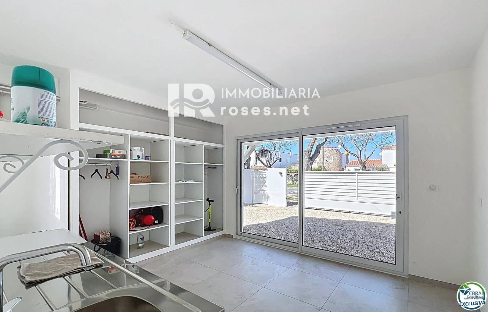 5 makuuhuone Huvila myytävänä paikassa Empuriabrava - 595 000 € (Ref: 9839716)
